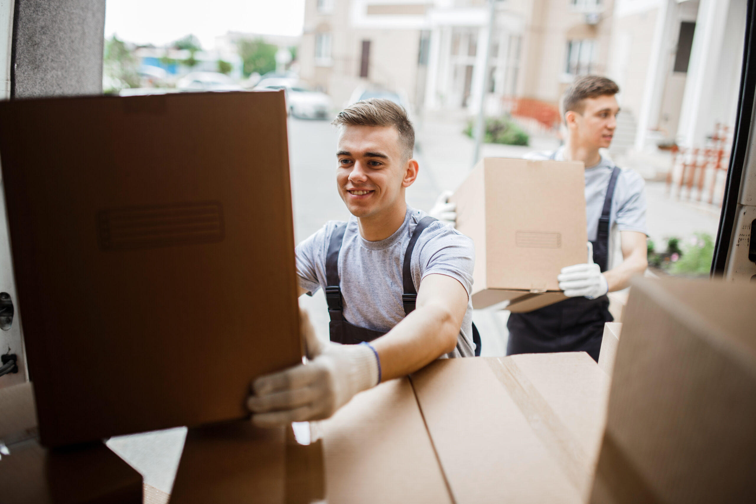 Professional Movers in Canada